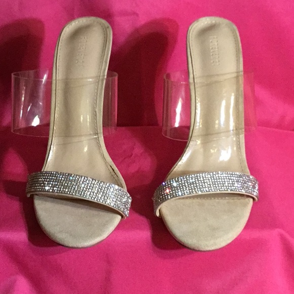Forever 21  Barbi Slides - Picture 5 of 5